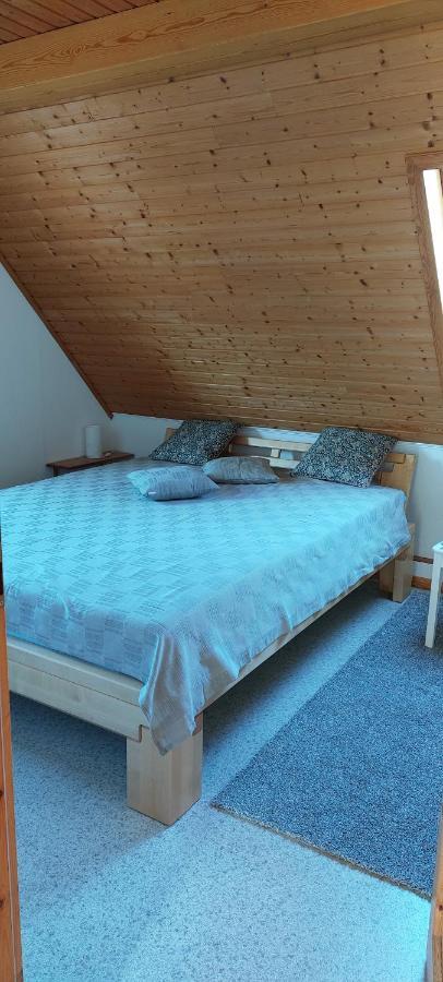 Dachgeschosswohnung Mit Burgblick In Kues Bernkastel-Kues Exterior foto